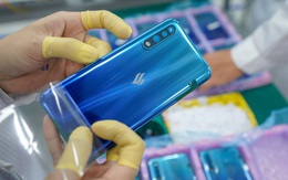 Giảm mạnh giá bán Vsmart Live, tỷ phú Phạm Nhật Vượng muốn 'đấu' trực diện với các hãng smartphone ngoại?