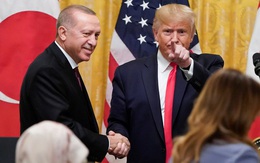 Ông Trump bất ngờ bao biện cho thương vụ S-400 của Thổ Nhĩ Kỳ