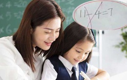 Học sinh lớp 1 trả lời "11 - 4 = 7" bị đánh giá là sai, phụ huynh phẫn nộ tìm giáo viên thì nhận được lời giải thích bất ngờ