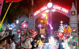 Hàng chục người ăn xin "bủa vây" Nhà thờ lớn Hải Dương trước đêm Noel