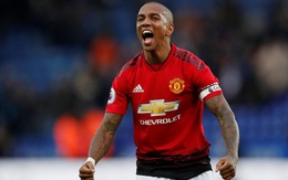 Ashley Young: Gã trai "bay giữa ngân hà", sẵn sàng làm tất cả mọi thứ vì Man United