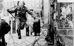Điều gì sẽ xảy ra nếu Bức tường Berlin không sụp đổ?