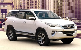 Lộ diện hình ảnh chính thức của Fortuner sắp ra mắt