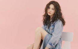 Hậu tin đồn tái hôn với đại gia Hong Kong, Song Hye Kyo tái xuất với mái tóc xoăn đầy khác lạ và cá tính