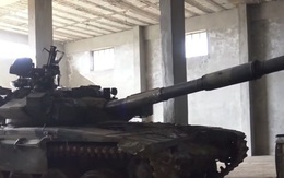 Xe tăng T-90 Syria bị phiến quân "tóm sống", nghênh ngang đánh trả quân chính phủ