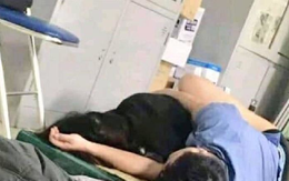 Bác sỹ ôm nữ sinh thực tập ngủ: Bệnh viện nói chỉ là hành động vô thức khi say giấc