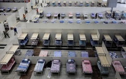 [VIDEO] Cuộc chiến với virus corona đầy cam go, Vũ Hán ráo riết làm hàng loạt bệnh viện tạm