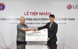 LG Việt Nam trao tặng lô thiết bị y tế và 10.000 bộ kit xét nghiệm Covid-19 cho Bộ Y Tế