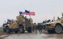 Xe bọc thép Mỹ chặn đường, quân cảnh Nga bất lực, phải rút khỏi khu vực quan trọng ở Syria