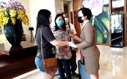 Dỡ cách ly tại khách sạn ở Đà Nẵng nơi 2 khách người Anh dương tính với Covid-19 lưu trú