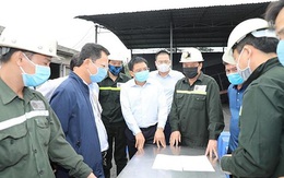 Giải cứu 6 công nhân mắc kẹt 15 tiếng đồng hồ trong lò than ở Quảng Ninh