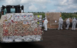 Chuyên cơ cứu trợ Covid-19 của Trung Quốc làm gì mà C-17A Australia vừa nhìn thấy đã bỏ về?