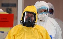 COVID-19: Số ca nhiễm mới tại Nga tiếp tục tăng mạnh, Điện Kremlin nói TT Putin "sắp trở thành nhà virus học"