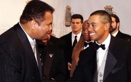 Muhammad Ali từng đấm Tiger Woods trong khách sạn