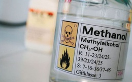 728 người Iran tử vong vì uống cồn công nghiệp chữa Covid-19: Vì sao methanol cực độc?