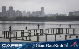 Vũ Hán 'nhấp nháy' dấu hiệu về thế giới hậu Covid-19: Kinh tế mất thời gian dài để hồi phục, người dân e dè khi ra khỏi nhà, làn sóng lây nhiễm thứ 2 là nỗi ám ảnh mới