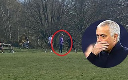 Dắt học trò đi tập giữa dịch Covid-19, Mourinho có nguy cơ bị cảnh sát Anh "sờ gáy"