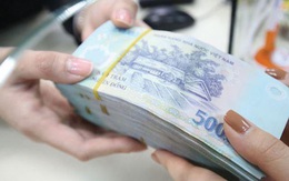 Lãi suất ngân hàng đồng loạt hạ, làm cách nào để gửi tiết kiệm lãi cao?