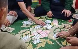 Chủ tịch xã ở Hà Tĩnh tham gia đánh bạc bị phạt 2 triệu đồng