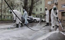 WHO: Phun thuốc diệt Covid-19 tưởng lợi hóa ra hại không ngờ