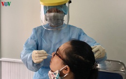 TPHCM xét nghiệm suốt 30 ngày đối với người mắc Covid-19 xuất viện