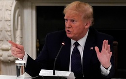 Nói kỷ lục đứng đầu thế giới về số ca nhiễm COVID-19 của Mỹ là "huân chương danh dự", TT Trump lại gây bão