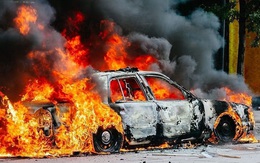 Các kỹ năng xử lý khi xe ô tô bốc cháy