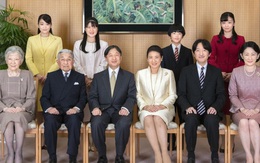 Hoàng gia Nhật công bố ảnh chụp đại gia đình chào mừng năm mới 2020, gây chú ý nhất là màn đọ sắc của 3 nàng công chúa