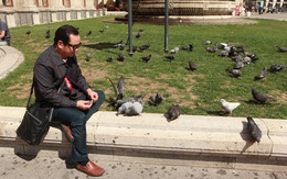 Đại gia "bí ẩn" đứng sau Shark Hưng tại CenGroup: Bố làm "cò đất" ven sông Tô Lịch, con trai nối nghiệp mở công ty môi giới