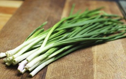 8 lợi ích sức khỏe của hành lá