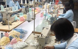 Doanh nghiệp dệt may chạy đua sản xuất khẩu trang
