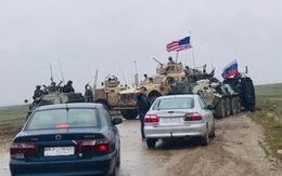 Lực lượng Mỹ chặn đường đội tuần tra Nga tại Đông Bắc Syria