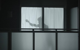 Công ty Nhật nghĩ ra cách bảo vệ phụ nữ đơn thân giống hệt trong phim "Ở nhà một mình"