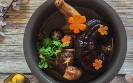 Cuối tuần bồi bổ sức khỏe cho cả nhà với món gà hầm nấm ngon xuất sắc