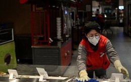 Bài toán khó của Trung Quốc: Cân bằng giữa sức khỏe cộng đồng và chấm dứt các khó khăn về kinh tế