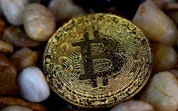 Bitcoin bùng nổ, vốn hóa thị trường tiền ảo vượt 300 tỷ USD