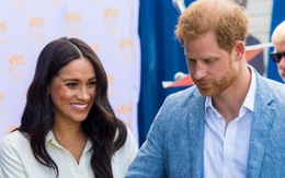 Dính nghi vấn khiến cặp đôi hoàng gia ly hôn, Meghan Markle phớt lờ mọi chuyện và "ra lệnh" cho chồng thực hiện yêu cầu đặc biệt