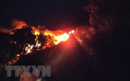 Gia Lai: Xe bồn chở 12.000 lít xăng đột ngột bốc cháy giữa đường