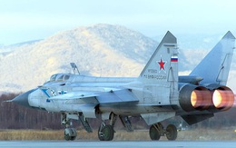 Cận cảnh màn đánh chặn của tiêm kích MiG-31 trên vùng đất bí hiểm nhất nước Nga