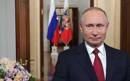 Chúc mừng ngày 8/3, ông Putin đặc biệt tôn vinh 'nghề làm mẹ'