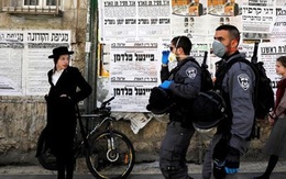 Israel cấm toàn dân di chuyển quá 100m từ cửa nhà