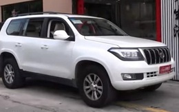 Land Cruiser sắp có bản siêu fake tại Trung Quốc: Dùng động cơ V8, lắp logo Infiniti... ngược