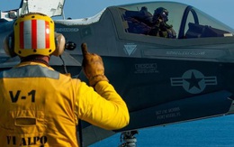 Chuyện chưa từng có: Thủy quân lục chiến Mỹ thiếu phi công lái F-35