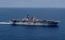 Tàu chiến đổ bộ Mỹ tiến về vùng biển có nhóm tàu Hải Dương 8 của Trung Quốc