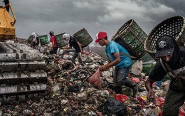 Ám ảnh những phận đời nhặt rác ở Indonesia: Thà chịu nhiễm Covid-19 còn hơn chết đói