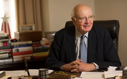 Tỷ phú Warren Buffett gợi ý 2 cuốn sách giúp dân công sở vững tin vào tương lai, vượt qua khủng hoảng Covid-19