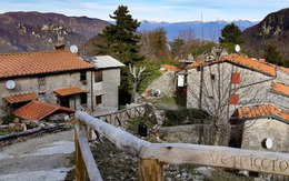 Người mua nhà 1 USD ở Ý và “cuộc vật lộn” với Covid-19