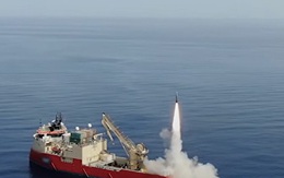 Video: Israel thử thành công tên lửa đạn đạo tầm ngắn trên biển