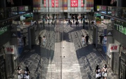 Chiến lược giúp Uniqlo dễ dàng vượt bão Covid-19: 'Lấy lòng' được đất nước tỷ dân, khiến một người sẵn sàng dùng từ sơ mi, áo phông đến cả đôi tất