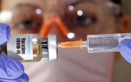 Cuộc đua vắc-xin Covid-19 thêm căng thẳng